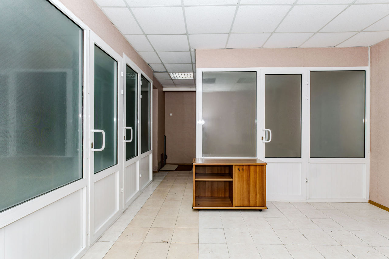 Chirie oficiu sau spatiu comercial, Buiucani ! фото 0