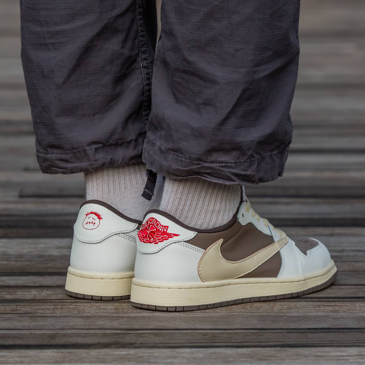 Nike Air Jordan 1 OG Low Reverse Mocha x Travis Scott foto 9