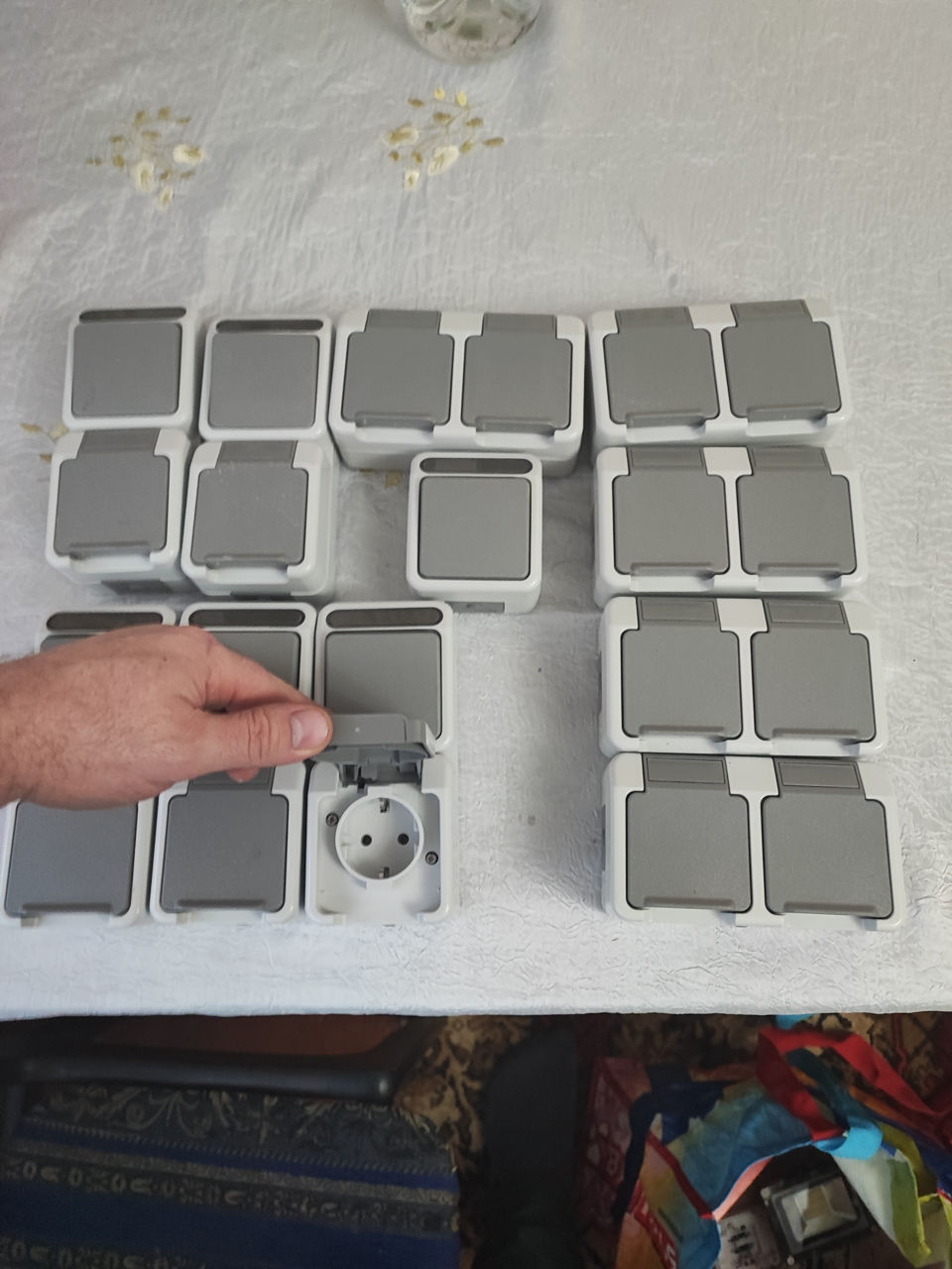 Уличные розетки и выключатели