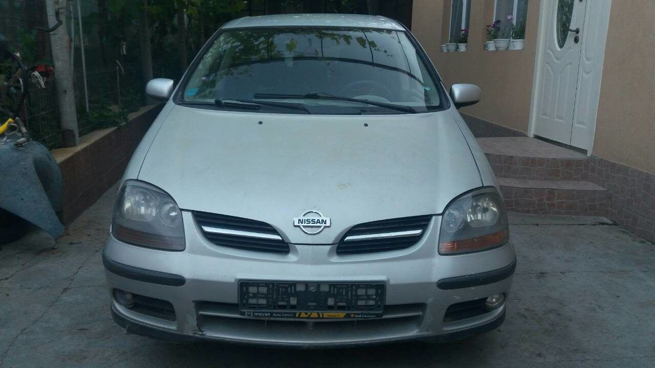 Nissan almera p11