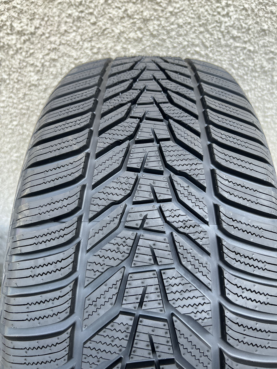 275/55 R19 Hankook Icept Evo3 Winter/ Доставка, livrare toata Moldova foto 2