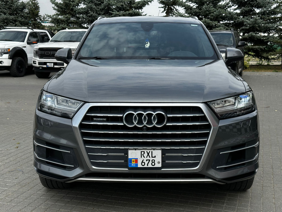 Audi Q7 foto 1