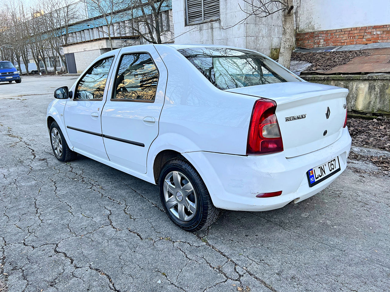 Dacia Logan foto 4