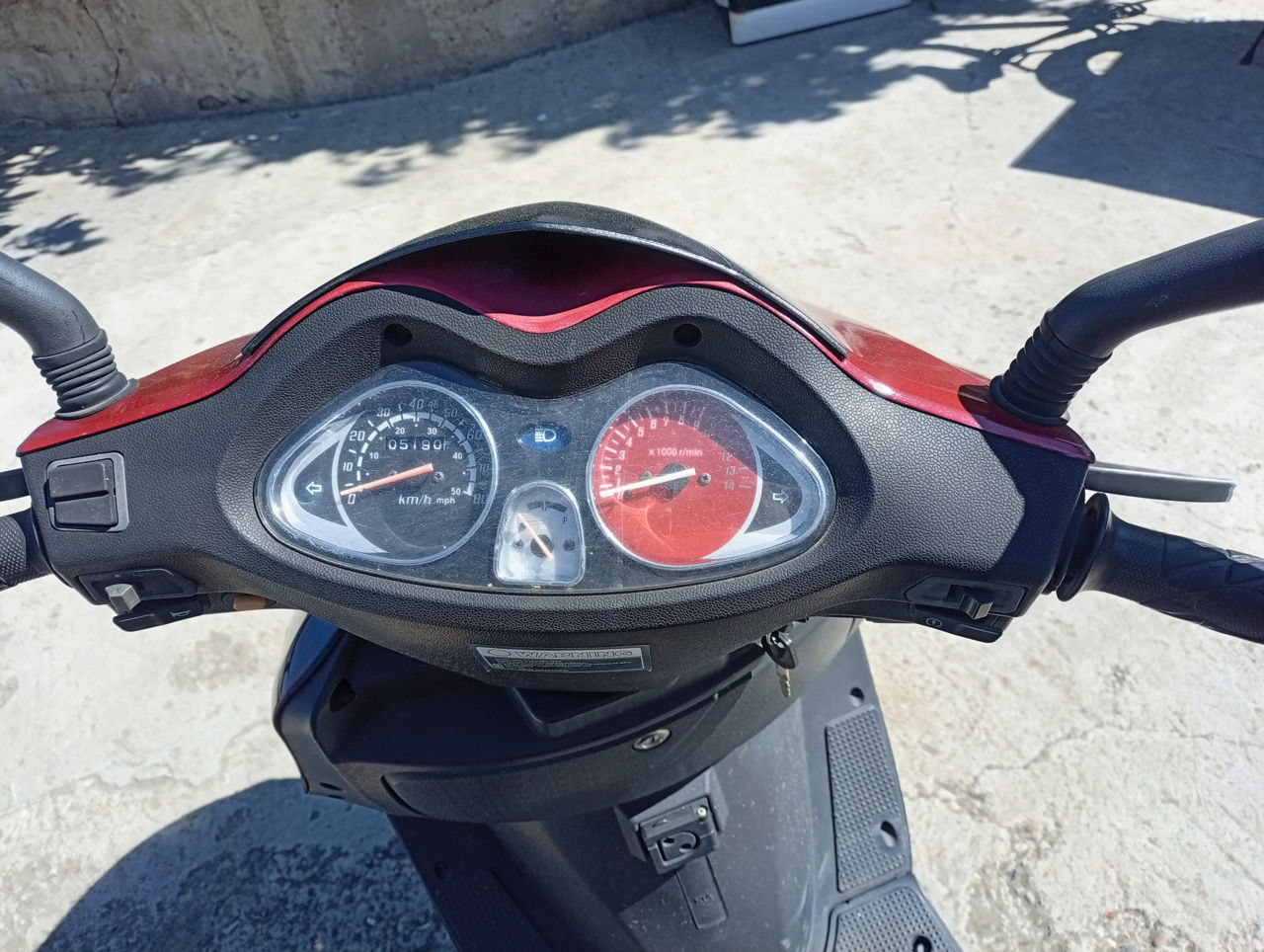 Moki ZN59QT-8H an. 2019 cu rulaj 5190 km, 350 €