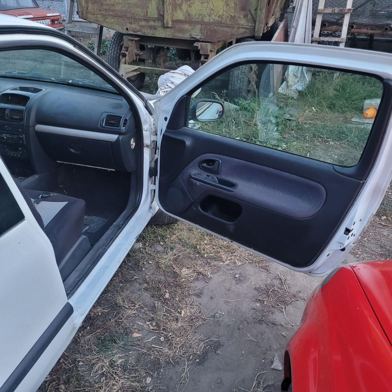 Piese Renault Clio foto 1