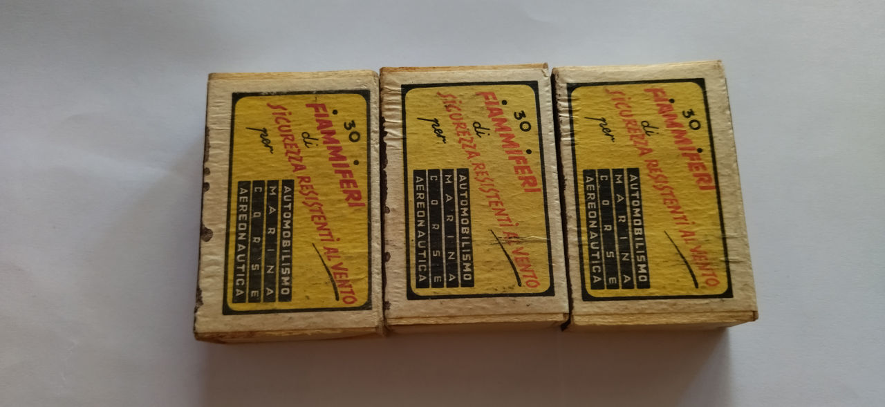 Chibrite de anticariat si de raritate(colecție)