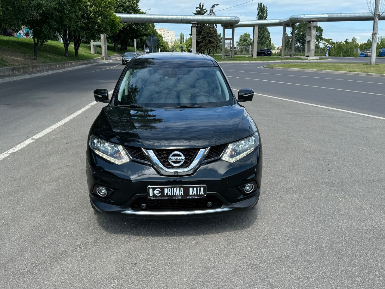 Nissan X-Trail foto 1