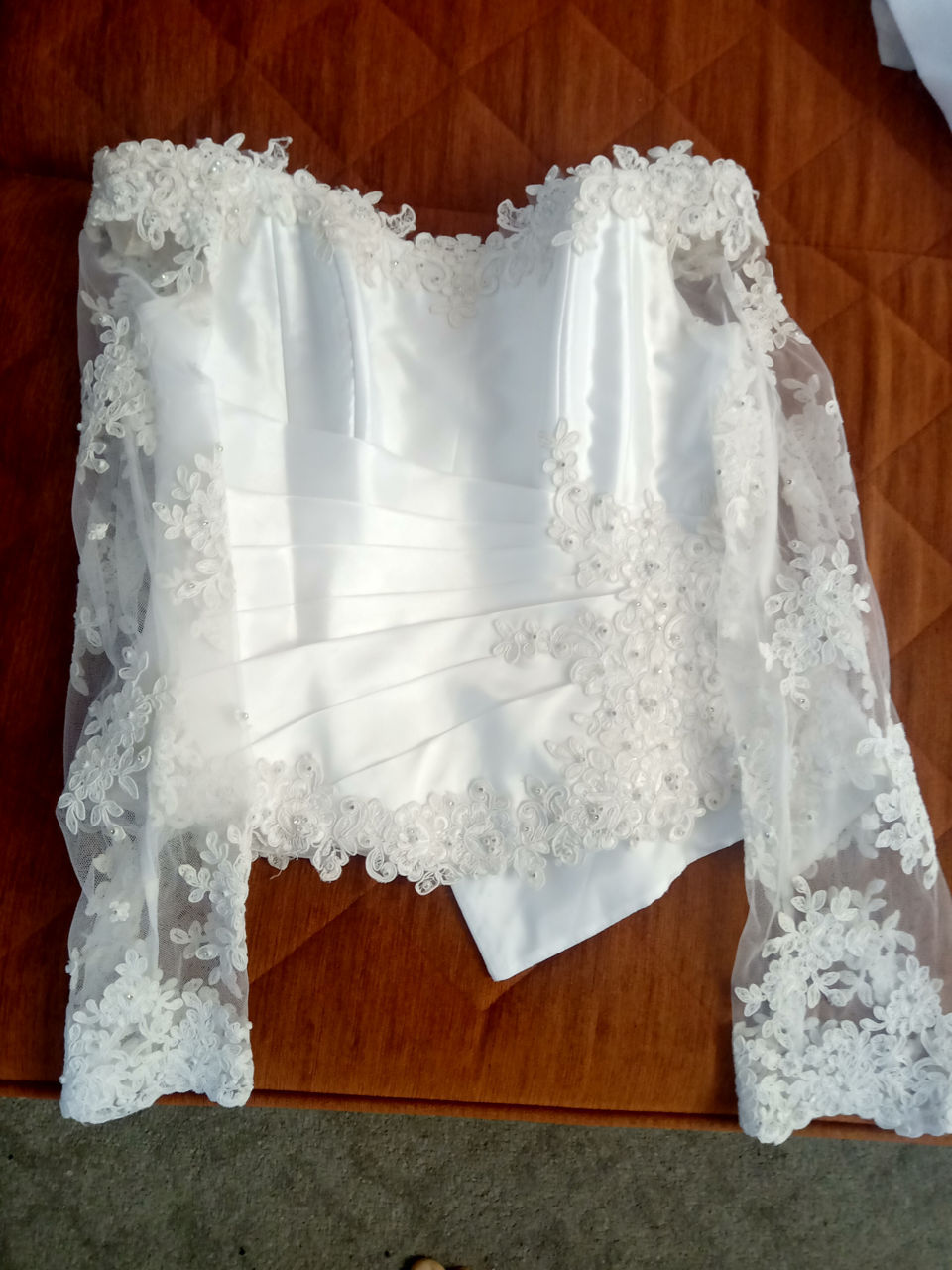 Vand set rochie de mireasa (top, fusta, jupon) foto 1