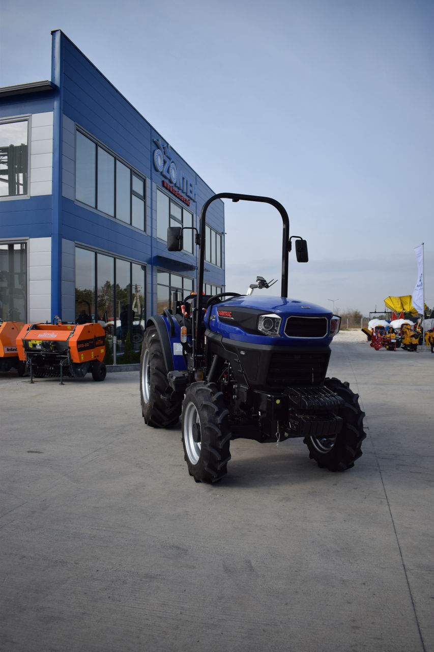 Se vinde Tractor Farmtrac 6075 foto 0