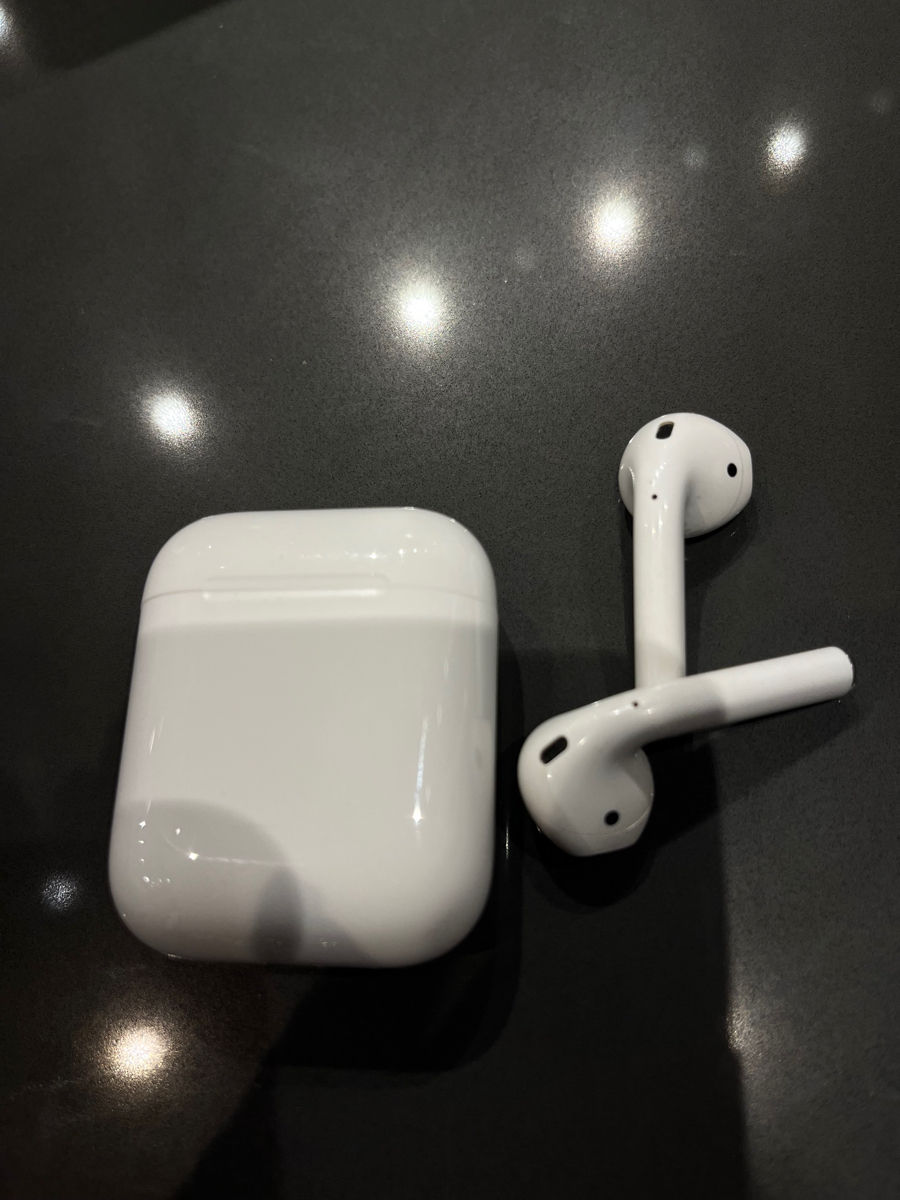 iPhone 11 AirPods 2 foto 1