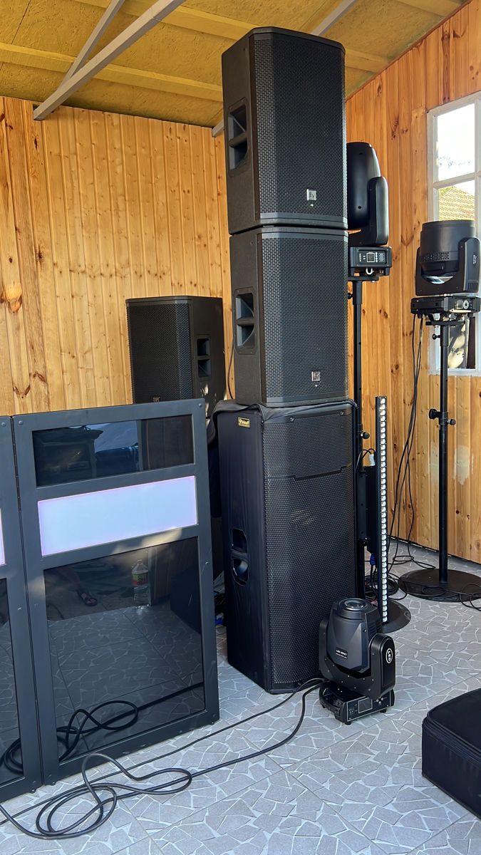 Прокат Звука JBL E-V / Аренда Звука И Света  / Chirie Boxe Sonorizare Și Lumini Karaoke Rapid JBL foto 1
