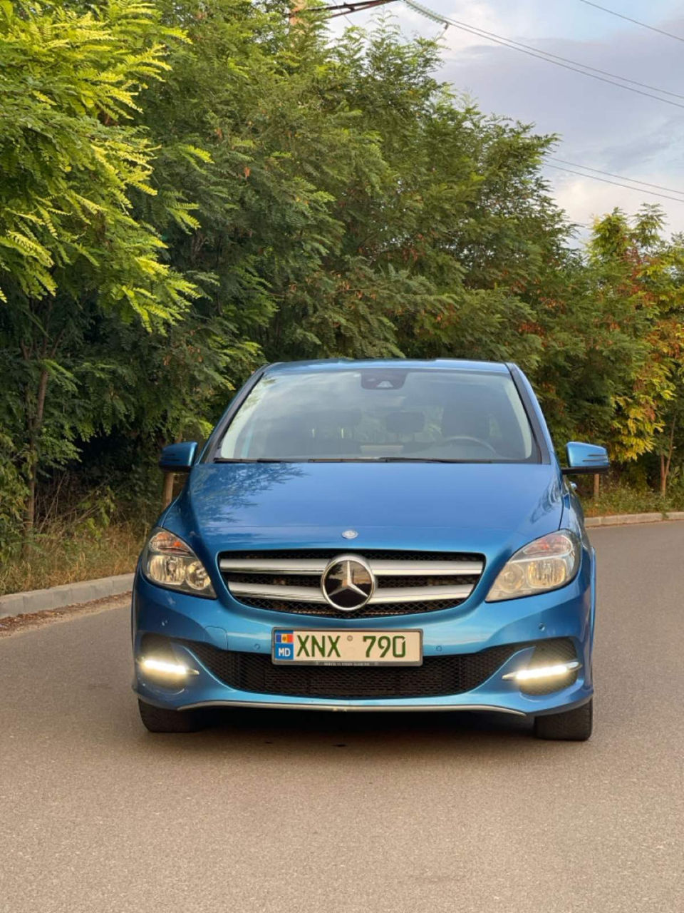 Mercedes B-Class foto 0