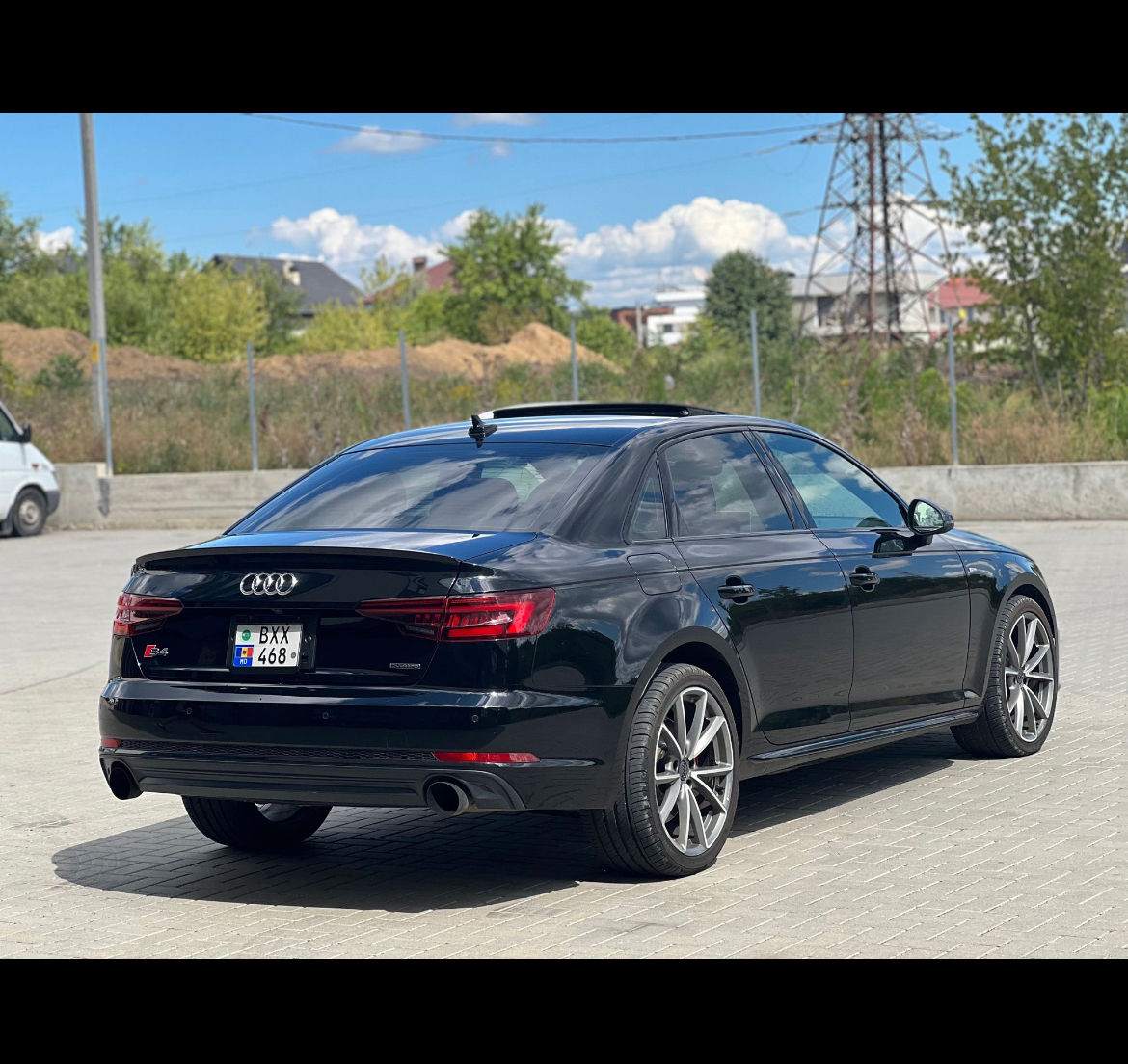 Audi A4 foto 2