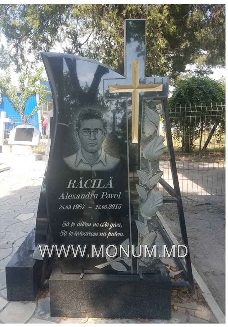Monument din granit negru de calitate superioara 6600 L. foto 8