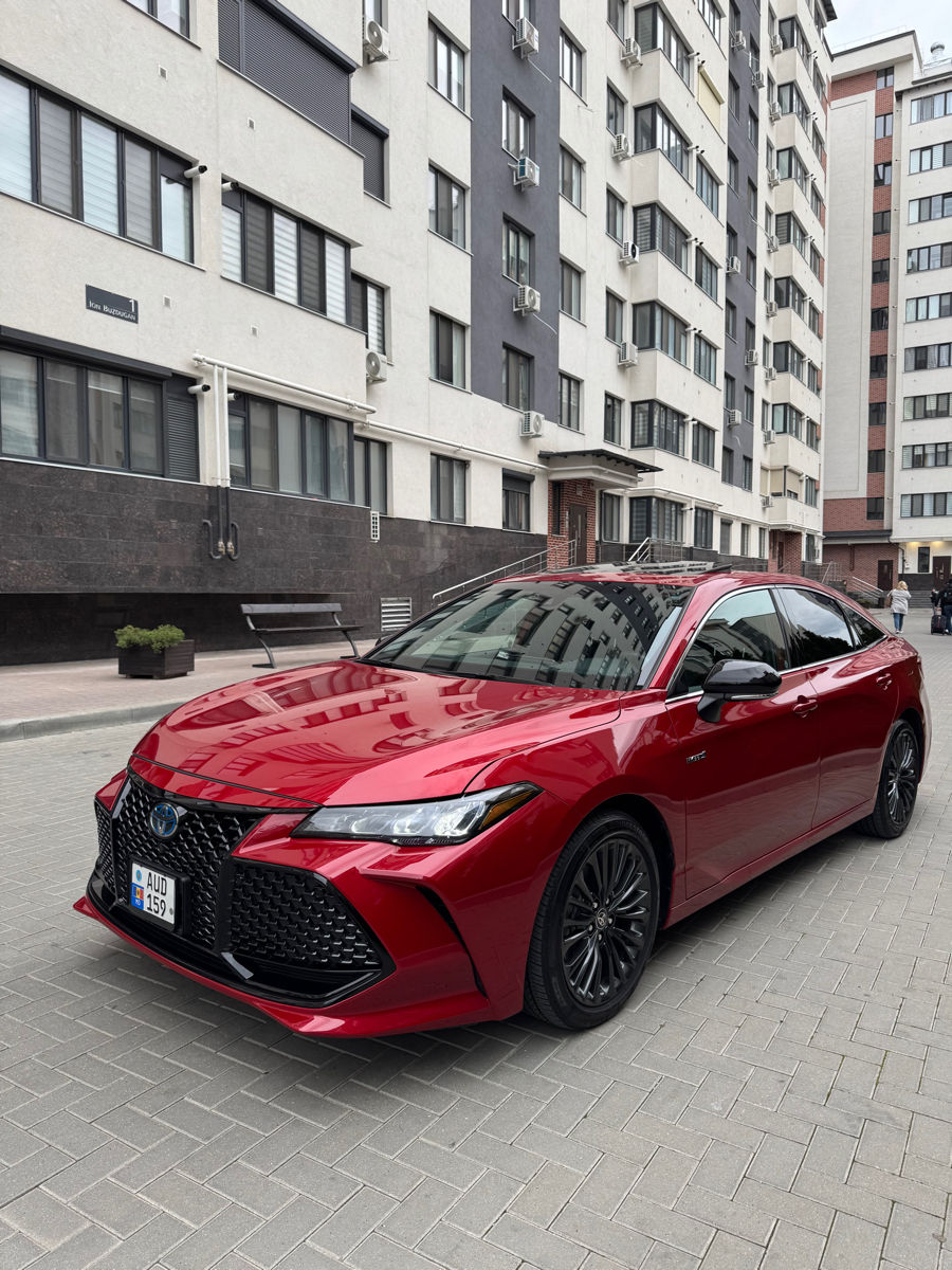 Toyota Avalon фото 1