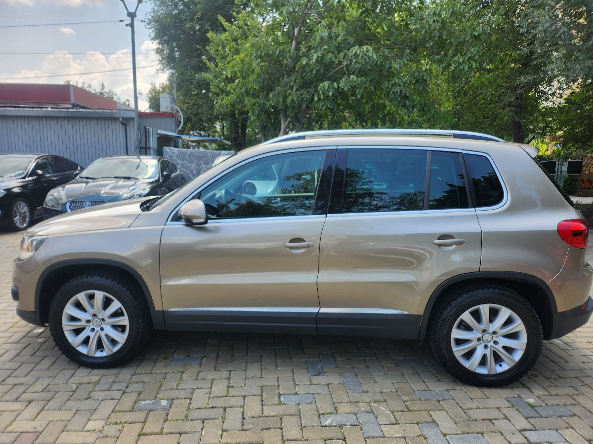 Volkswagen Tiguan foto 1