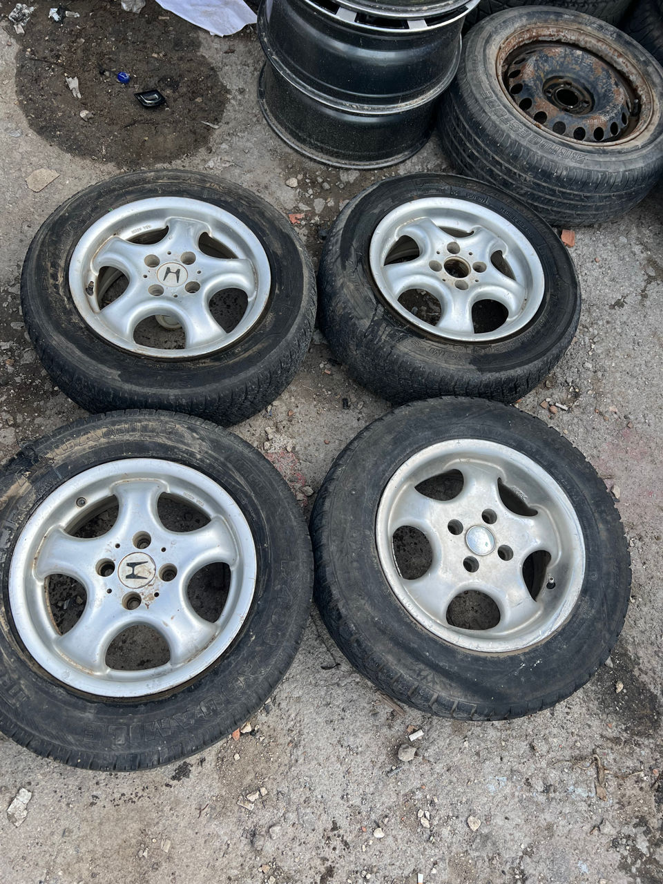 R14 4x100