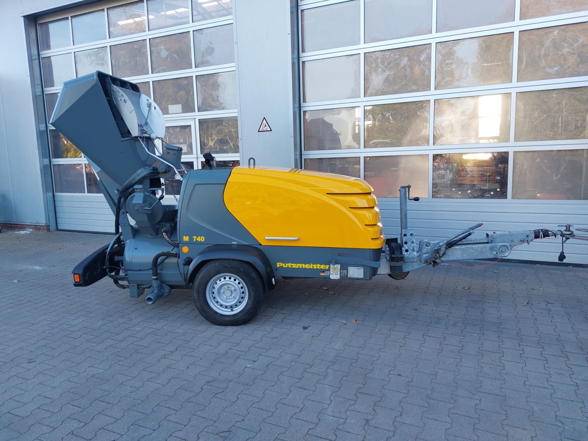 La comandă pompe Putzmeister și PFT pentru tencuială