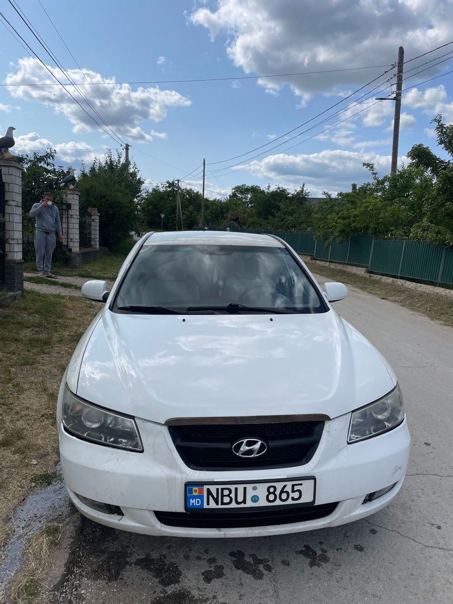 Hyundai Sonata фото 0