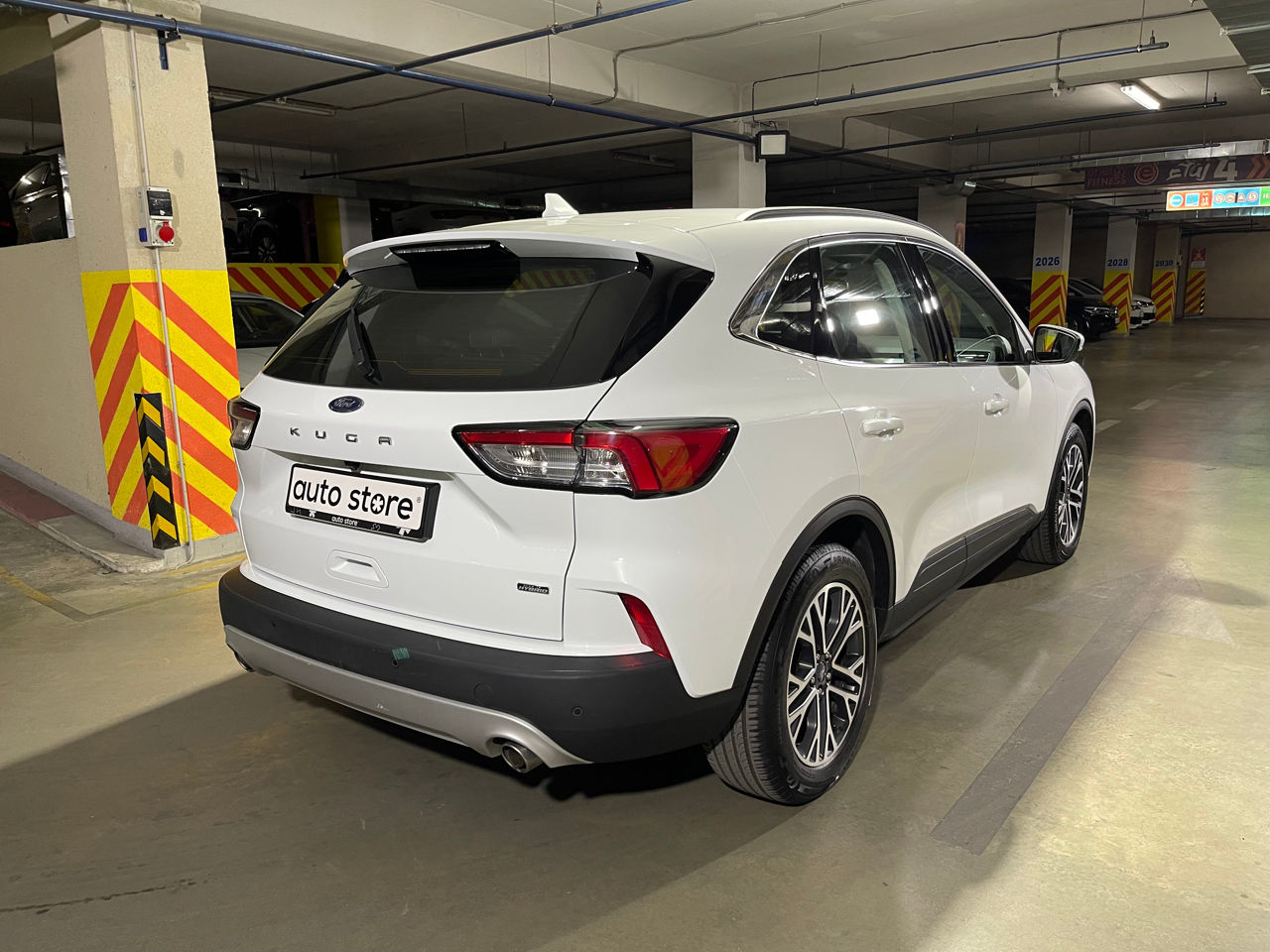 Ford Kuga foto 3