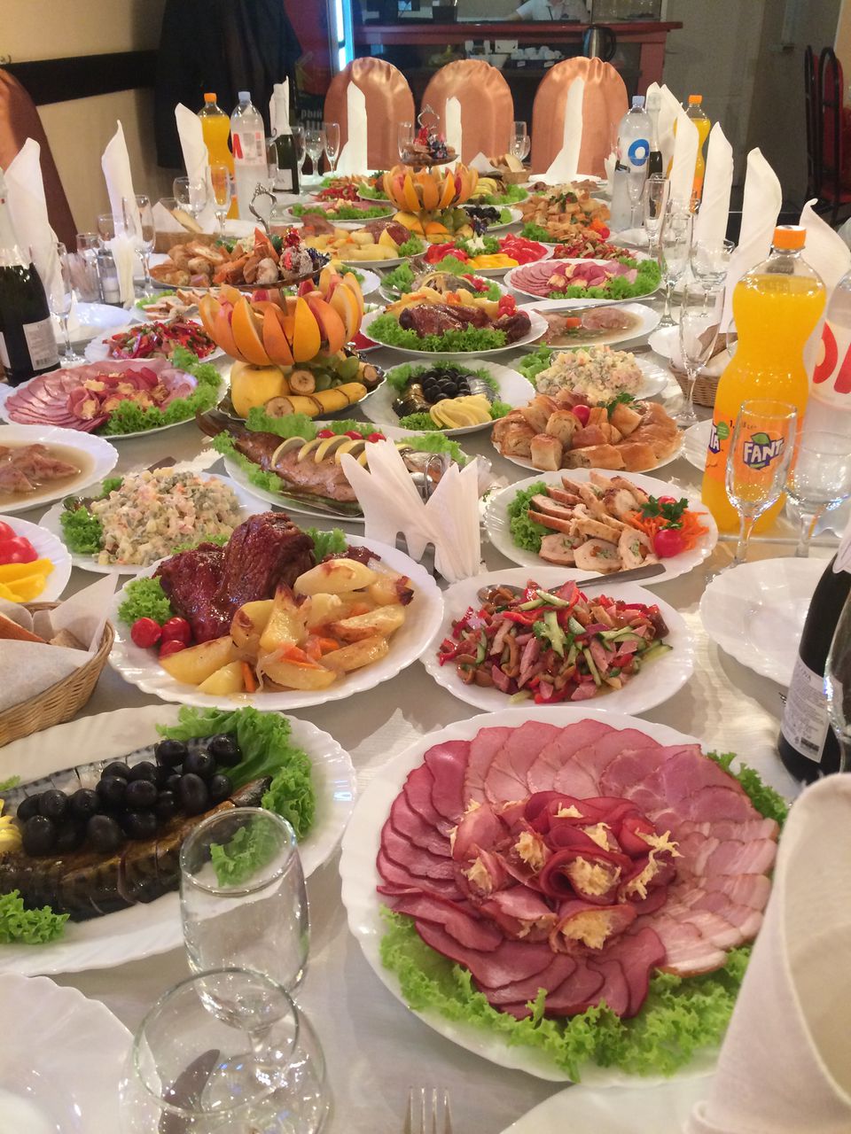 Petreceri festive la preturi speciale.Servicii catering. foto 3
