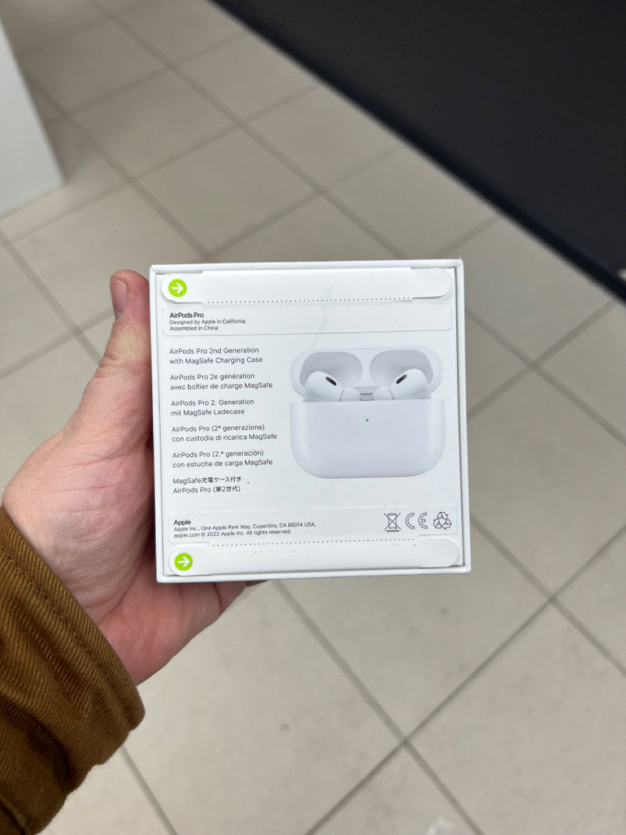 Airpods pro 2nd. AIRPODS Pro 2 Premium ANC коробка. AIRPODS Pro 2022. AIRPODS 3 коробка. AIRPODS 1 И 2.