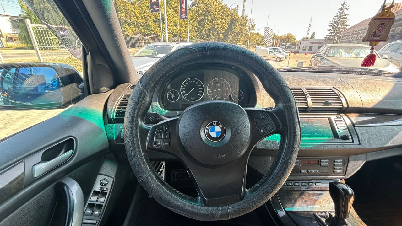 BMW X5 foto 9