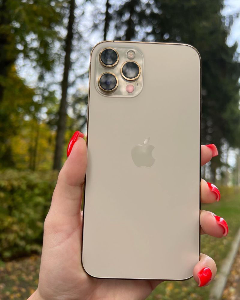 Iphone 12 Pro Max gold