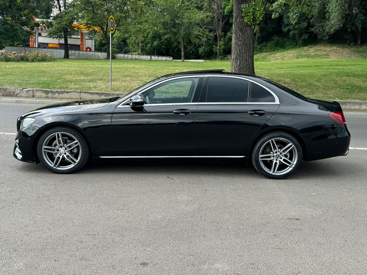 Mercedes E-Class foto 4