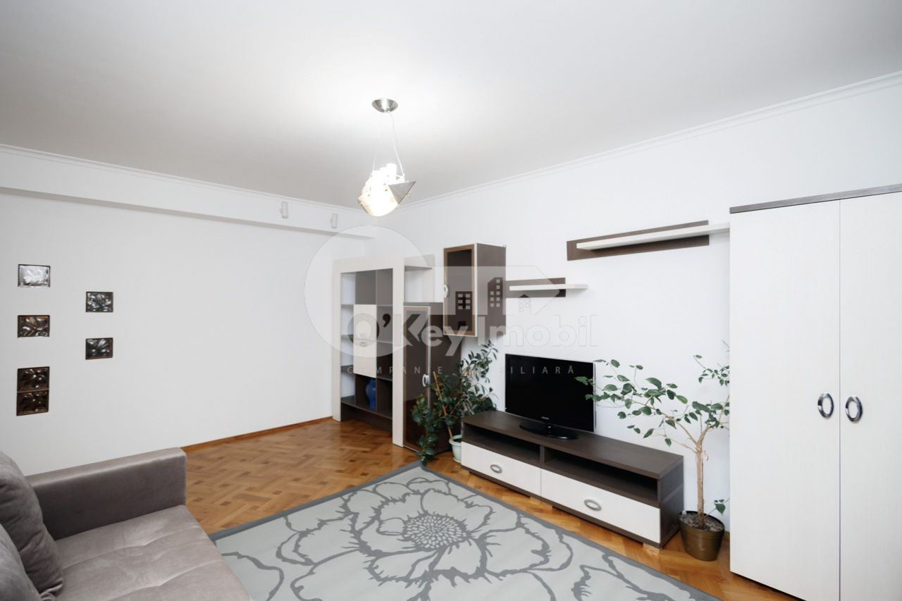 Apartament cu 3 camere, 104 m², Râșcani, Chișinău foto 1