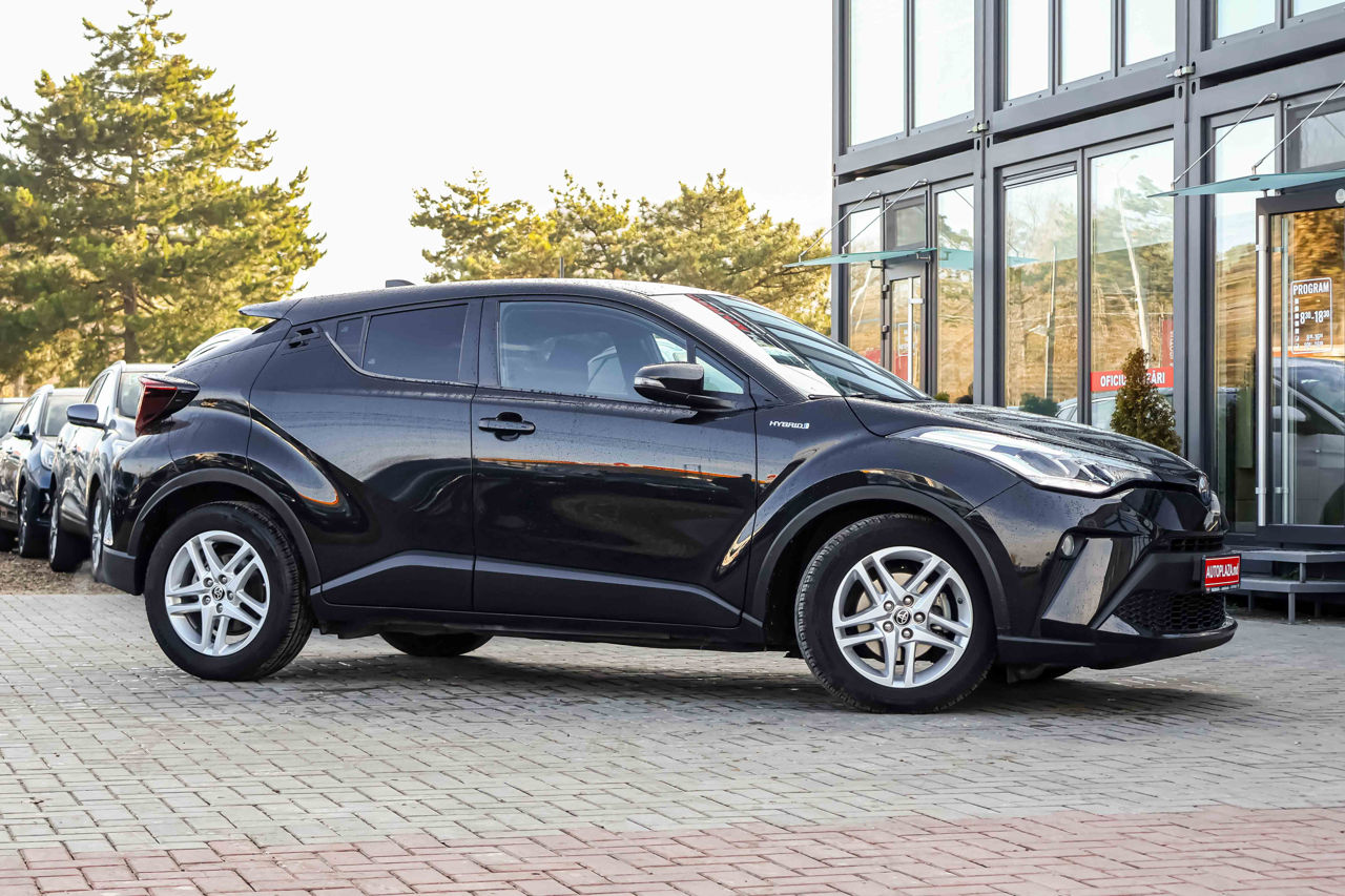 Toyota C-HR foto 3