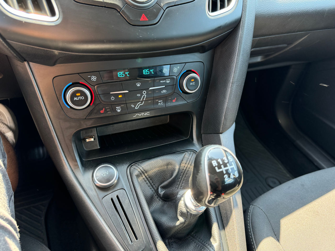 Ford Focus foto 11