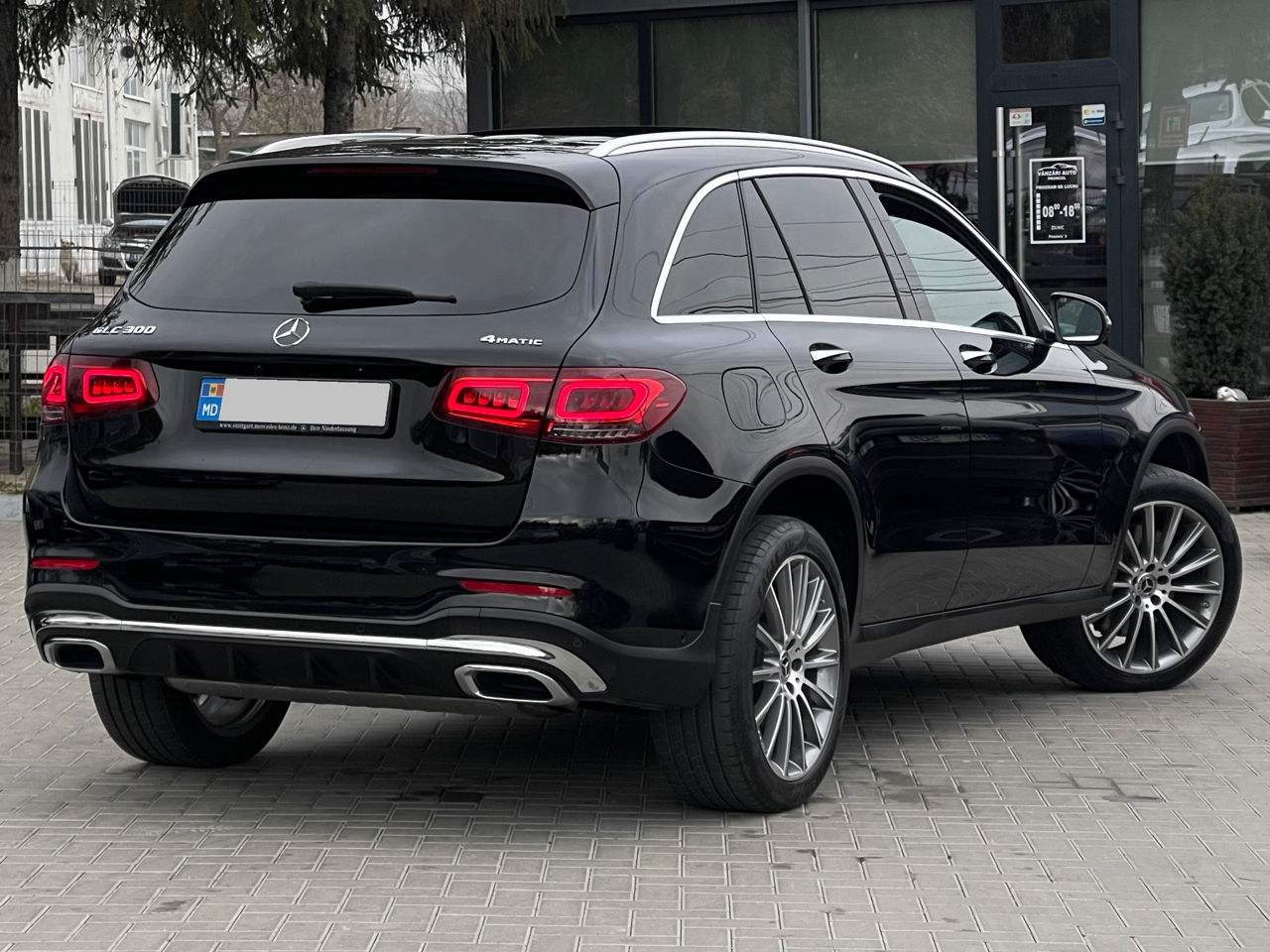 Mercedes GLC foto 2