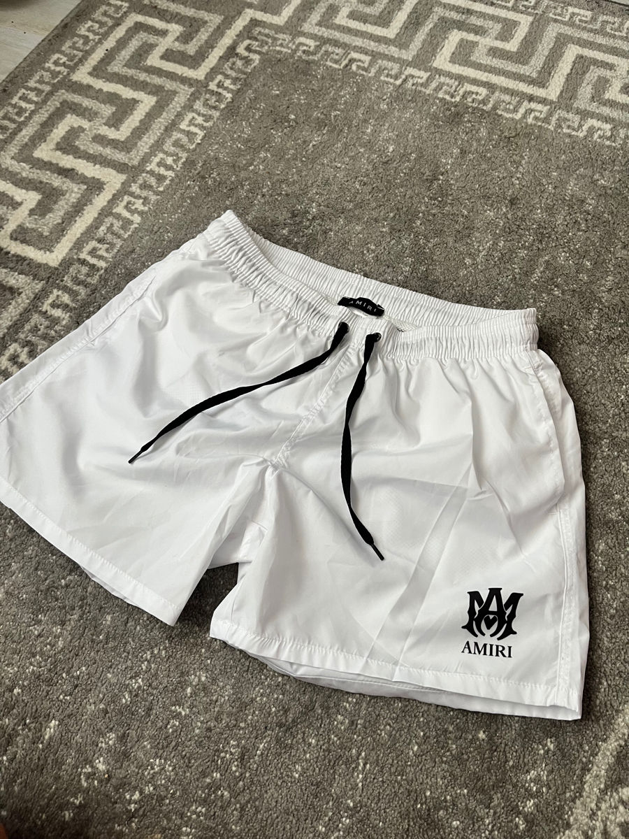 Slipi Burberry, Amiri foto 1