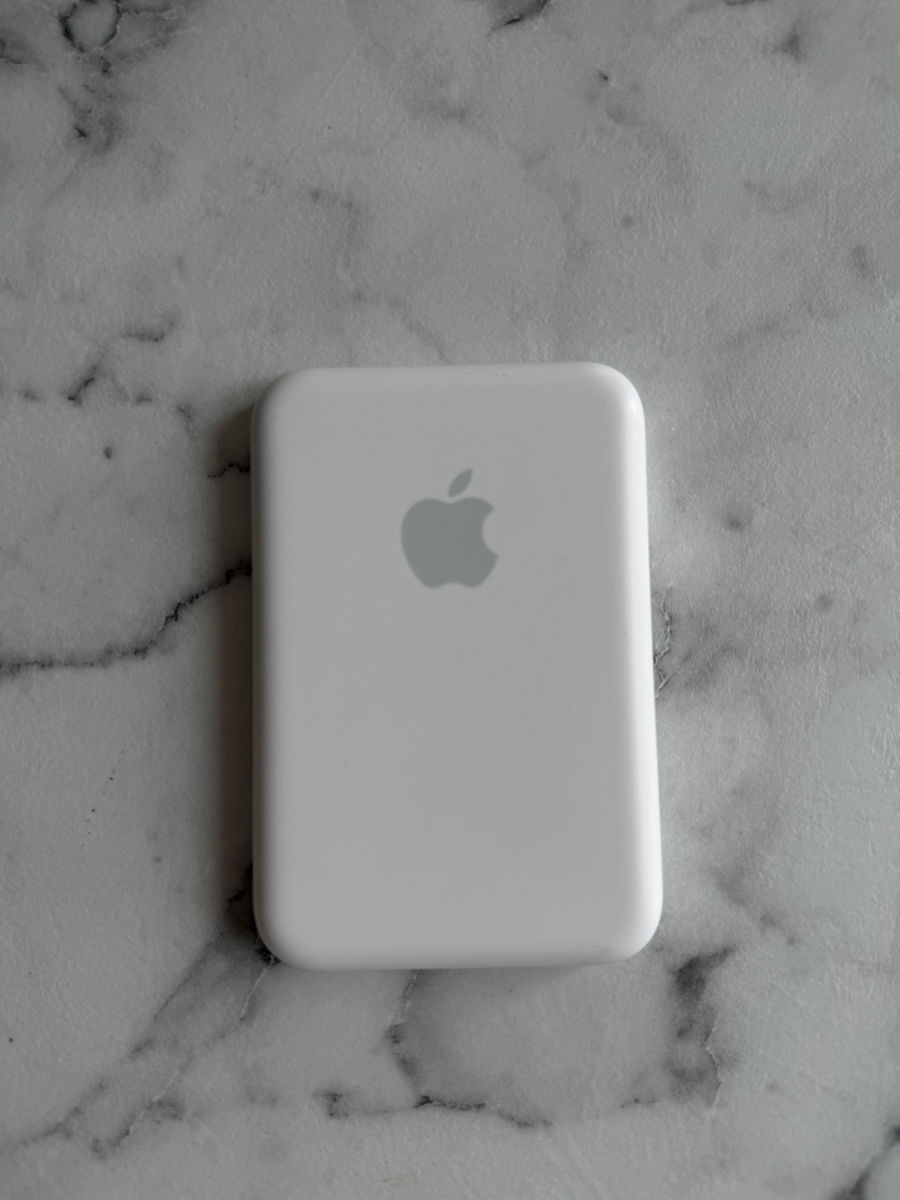 Powerbank original Apple foto 1