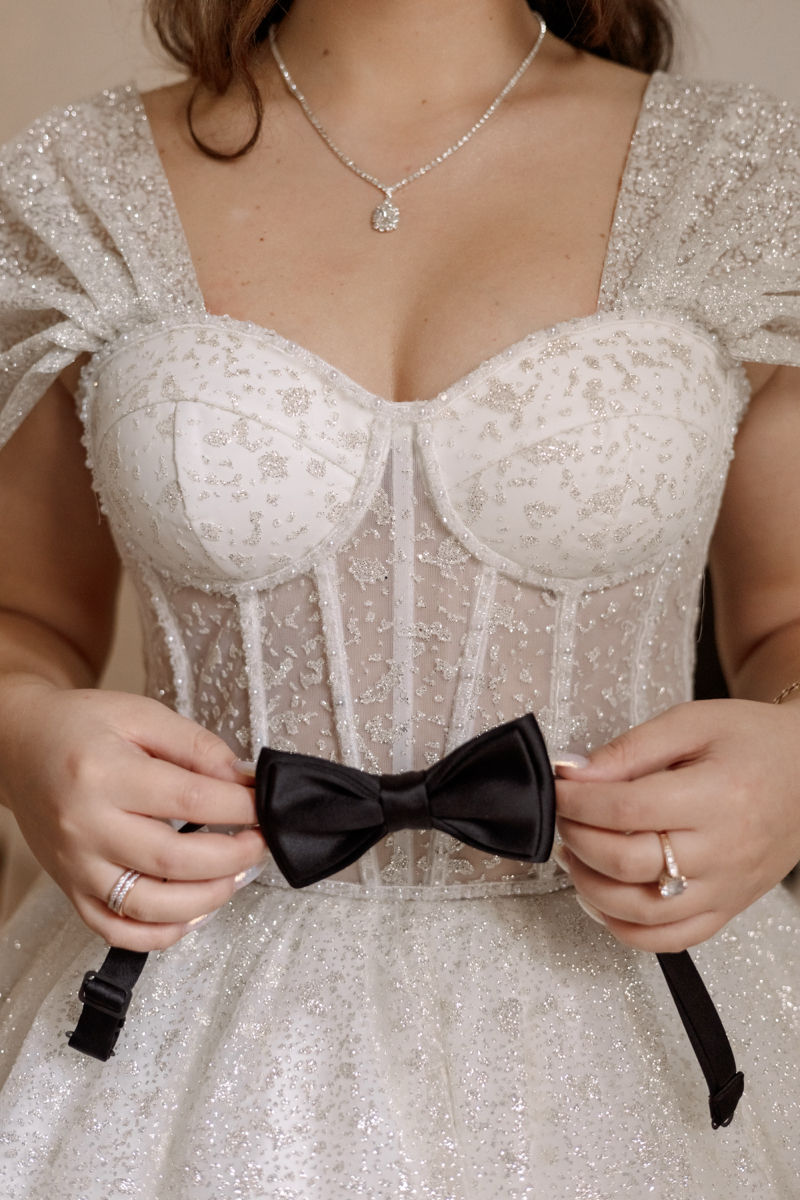 Rochie de mireasă strălucitoare cu perle + voal și jupon (necununata) foto 0