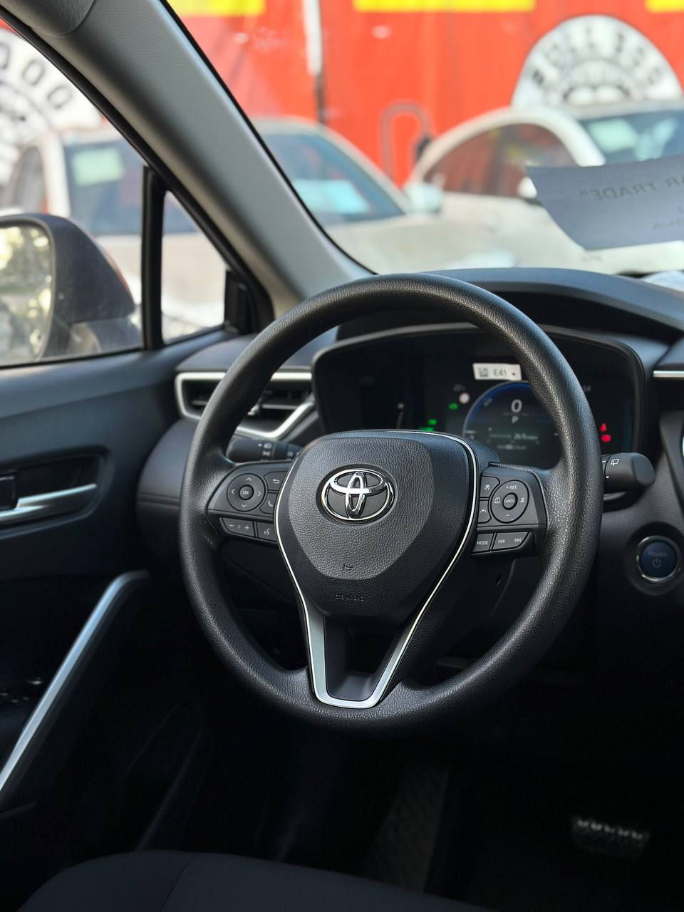 Toyota Corolla Cross фото 8
