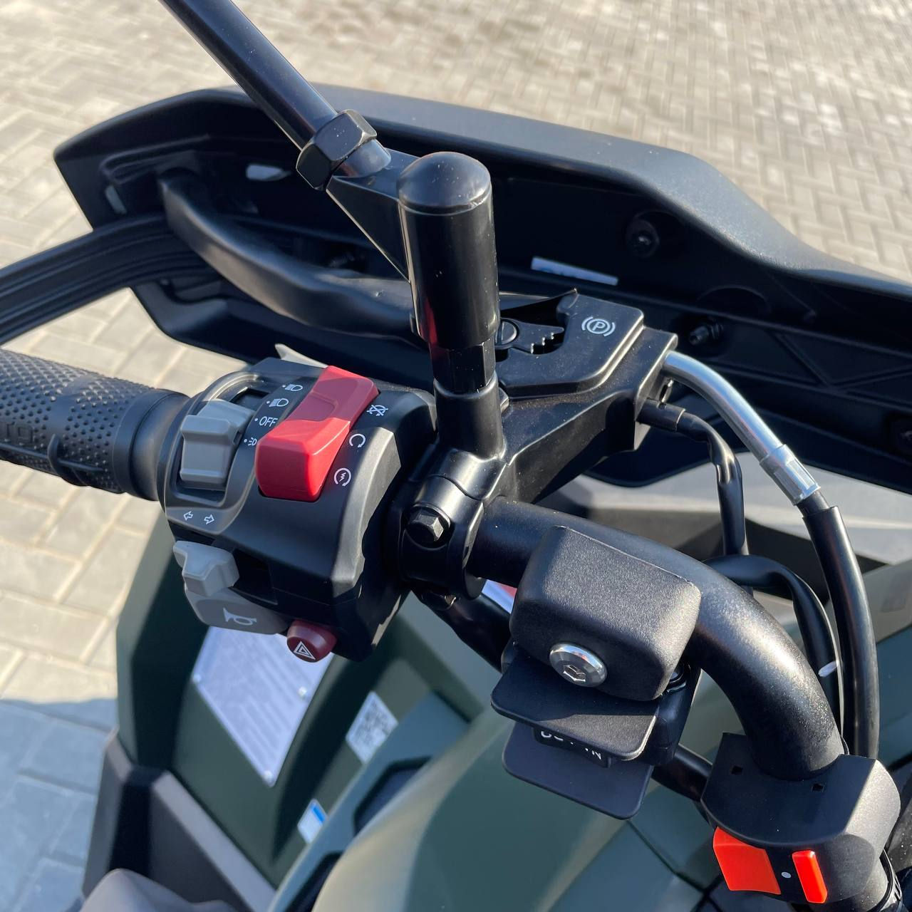 CFMOTO CFORCE 1000L Tour. foto 4
