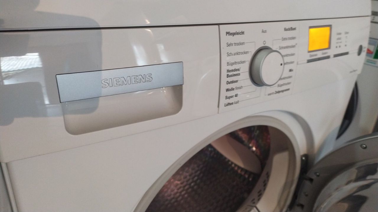 Немецкая компрессорная сушильная машина Siemens Blue Therm на 7 кг
