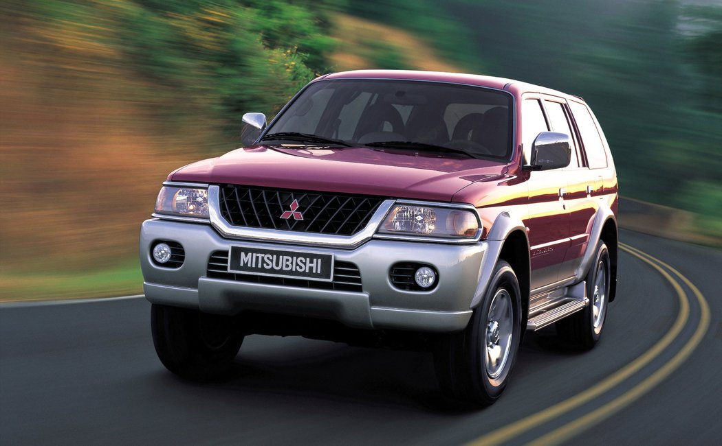 Piese Запчасти Mitsubishi L200 Pajero Sport Pajero Asx Outlander Xl foto 1