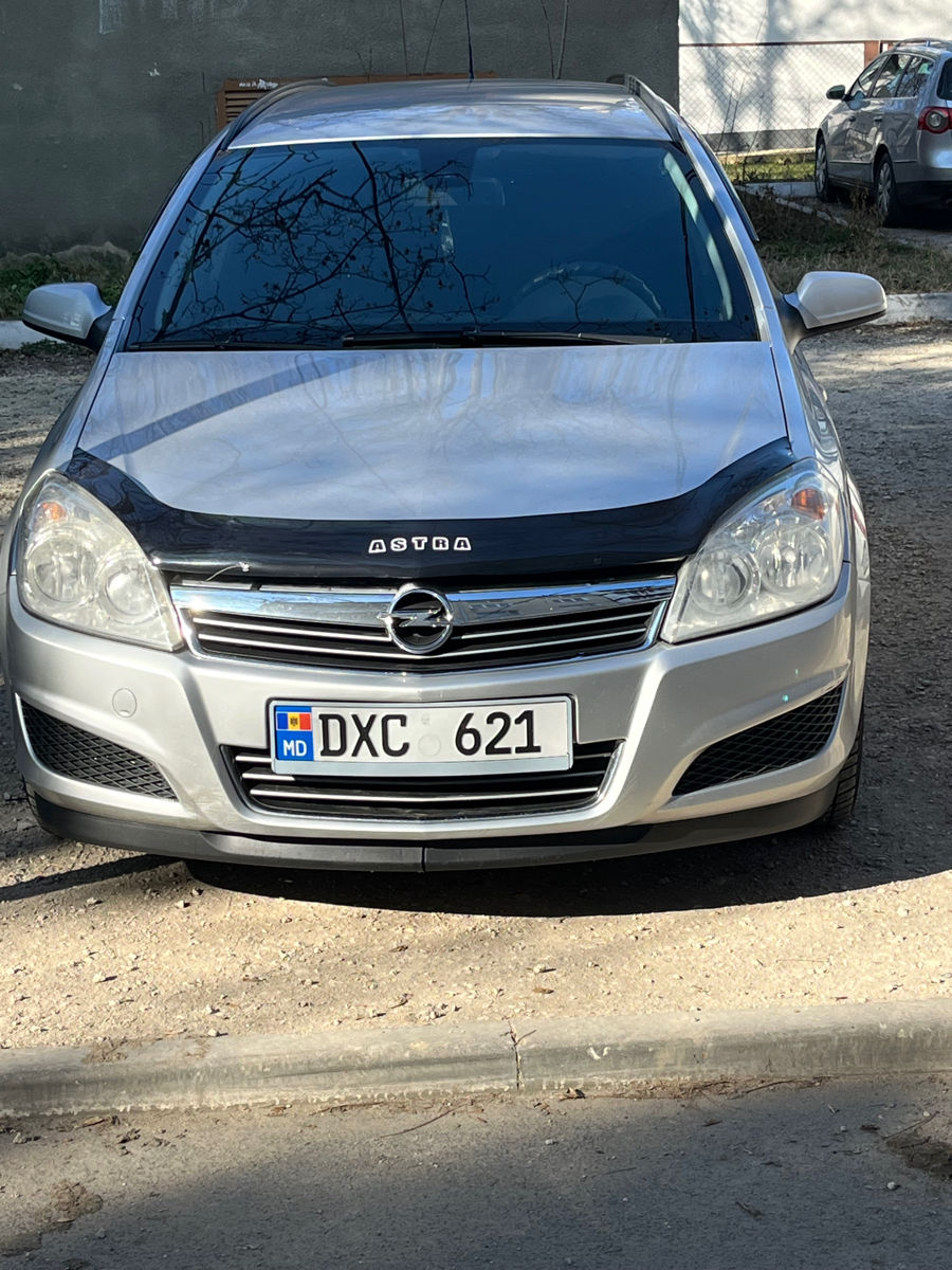 Opel Astra 2008 г. с пробегом 320000 км, Дизель, 5700 €