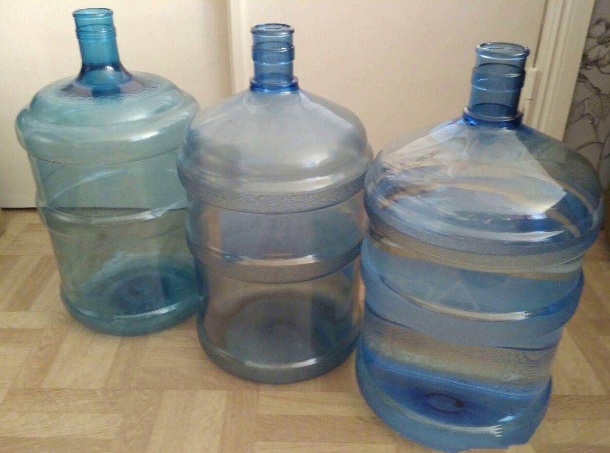 Бутылки под воду 19 литров. Бутыль для воды 19л Олимп. Бутыль 12л «Garrafe Colonial». Бутыль 20 литров 19 литров. Бутыль пищевая 20 л 1529640.