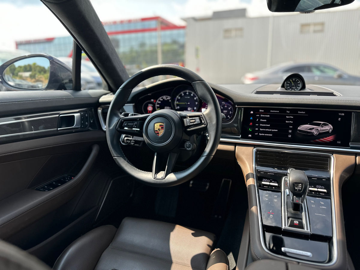 Porsche Panamera foto 13
