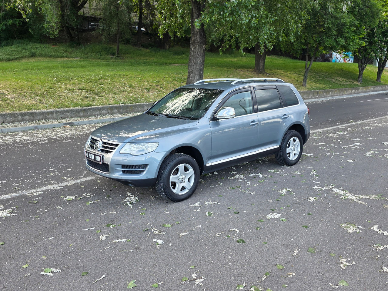 Volkswagen Touareg foto 0