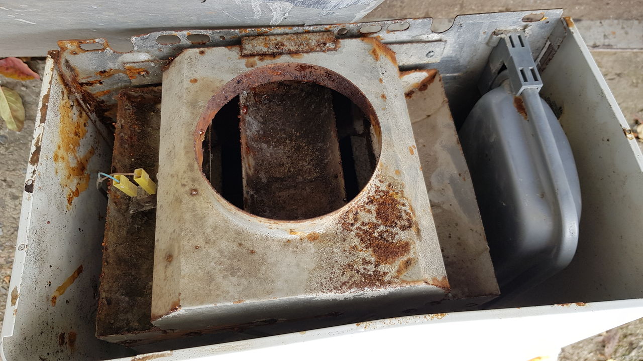 2-х контурный, газовый котёл б/у, модель: Ferroli domicompact C24d.