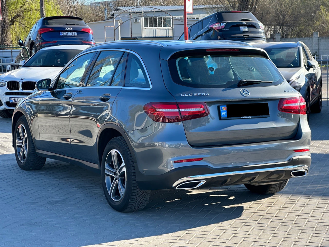 Mercedes GLC foto 2