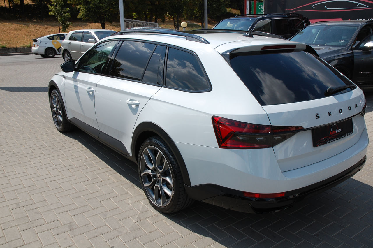 Skoda Superb foto 3