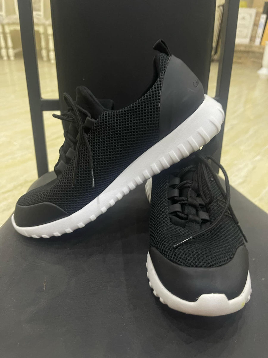 Adidasi Calvin Klein  foto 0
