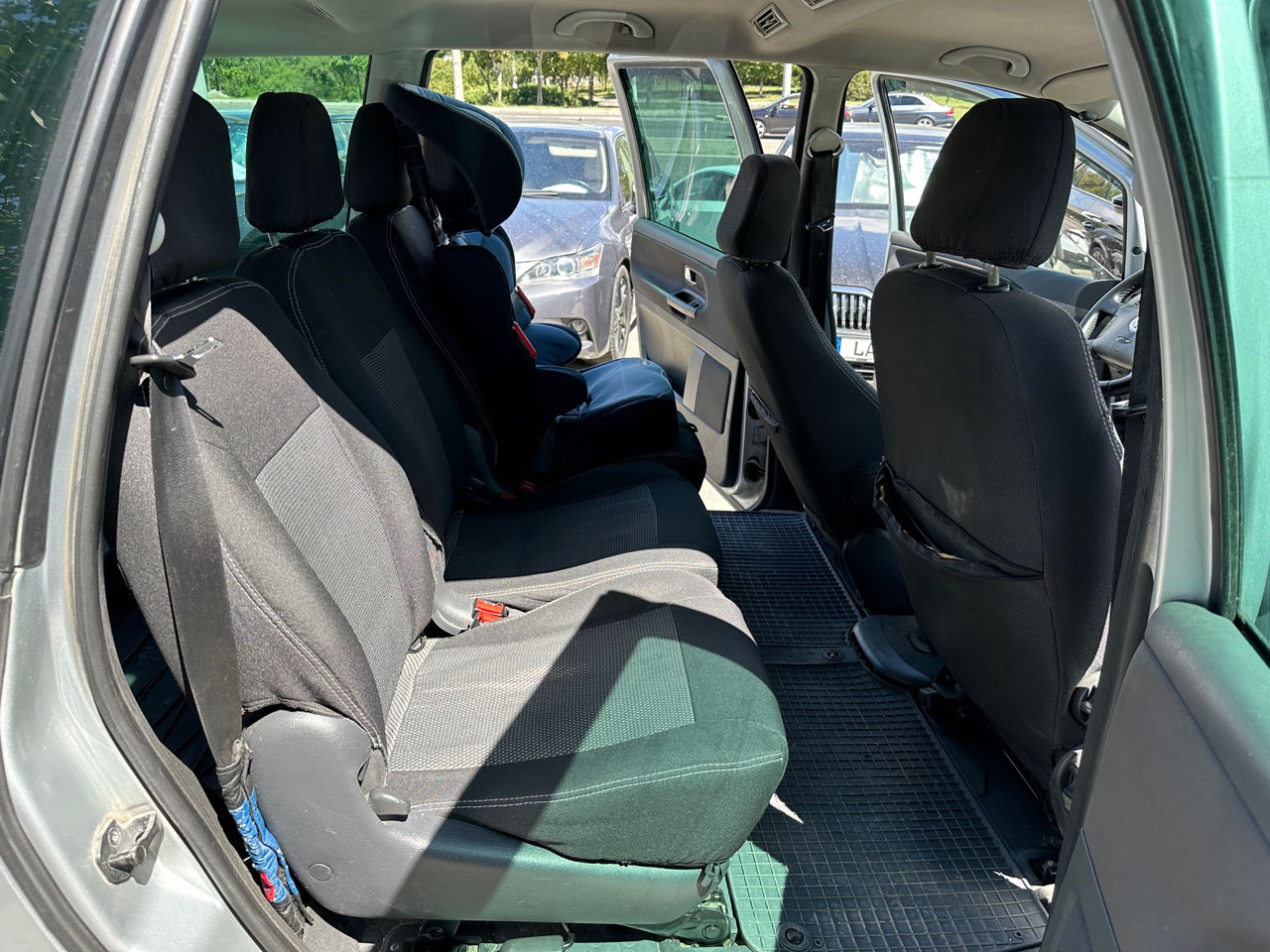 Volkswagen Sharan foto 10