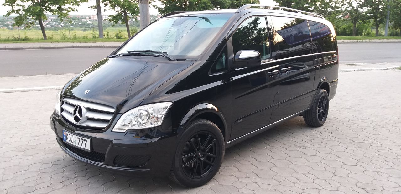 Auto 8 locuri foto 2